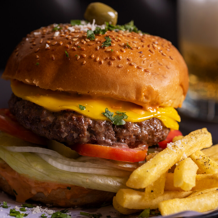 کافه رستوران لُمِنز