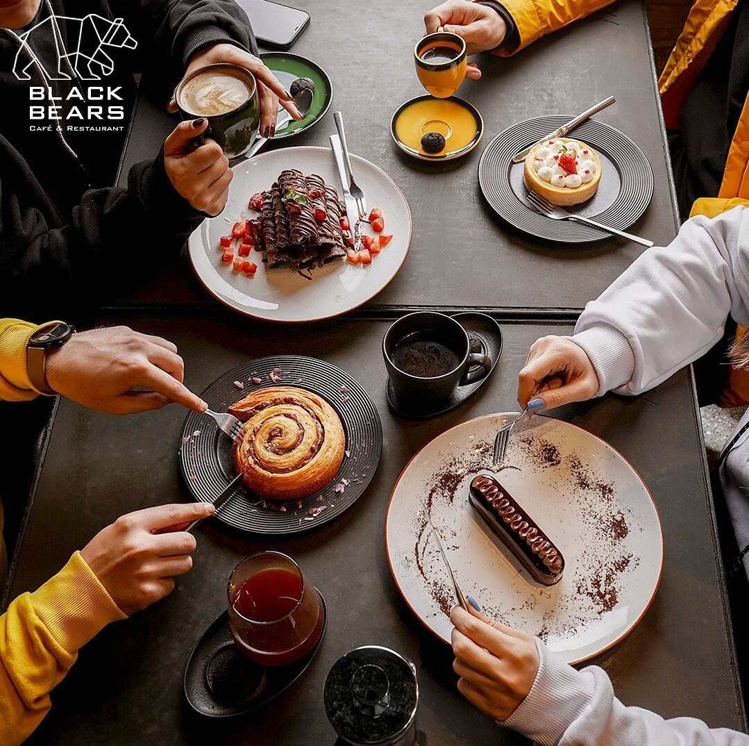 کافه رستوران بلک برز