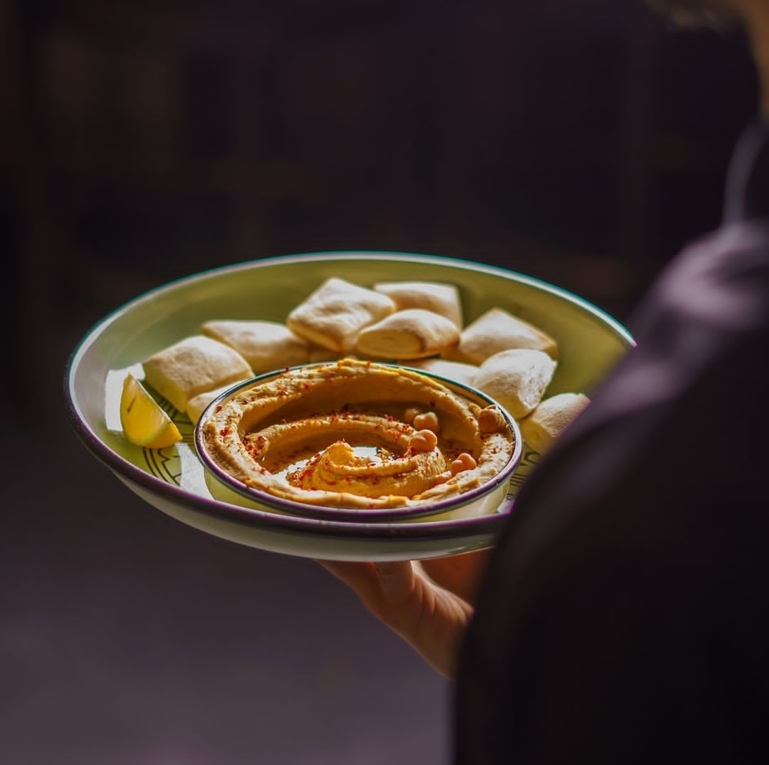 کافه رستوران رن جی