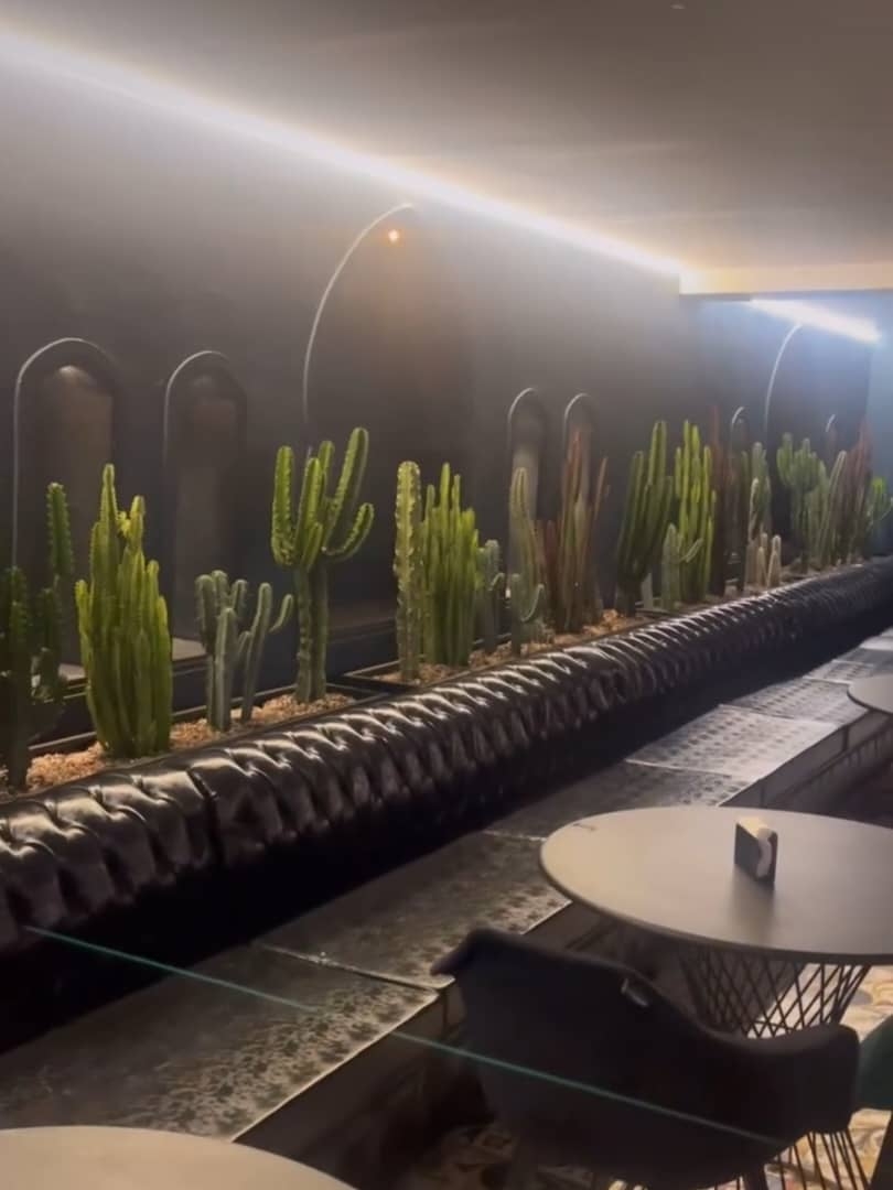 کافه رستوران پلاتین